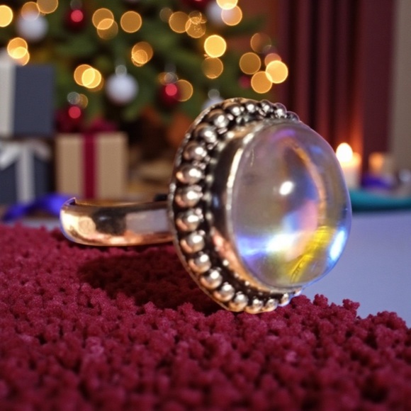 Jewelry - Silver-Plated Moonstone Ring – Size 8 – Boho Vintage Style – EUC
